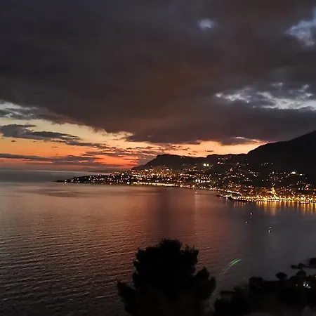 別荘 Incantevole Indipendente A Due Passi Mare